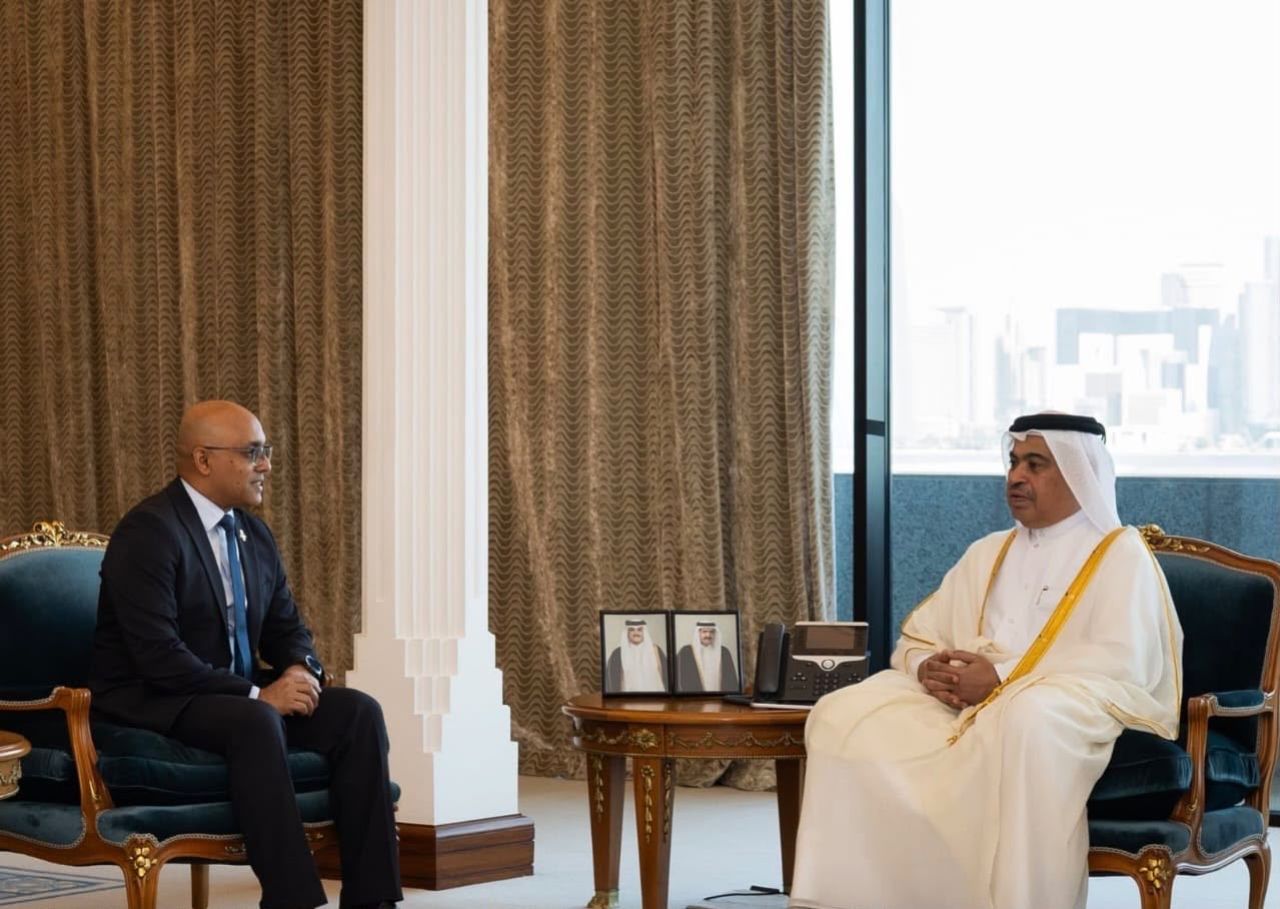 Raajje aai Qatar aa dhemedhu iguthisaadhee gulhun badhahikuran mashvaraa koffi 