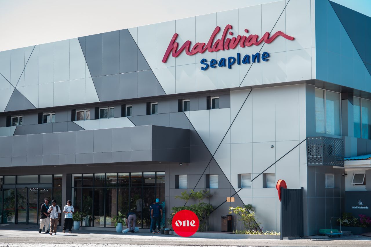 Haassa hidhumaiythakeh libey gothah Maldivian ge aa seaplane terminal VIA gai hulhuvaifi  