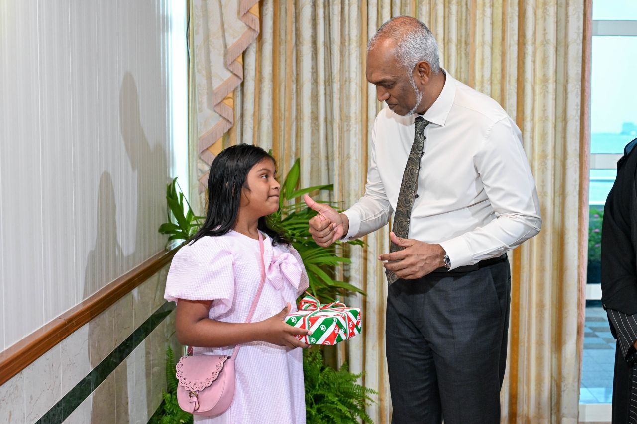 ފޮޓޯ: ރައްޔިތުންގެ އަޑު އެޕިސޯޑު 8