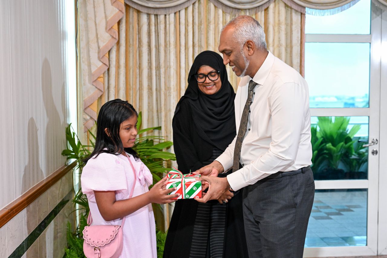ފޮޓޯ: ރައްޔިތުންގެ އަޑު އެޕިސޯޑު 8