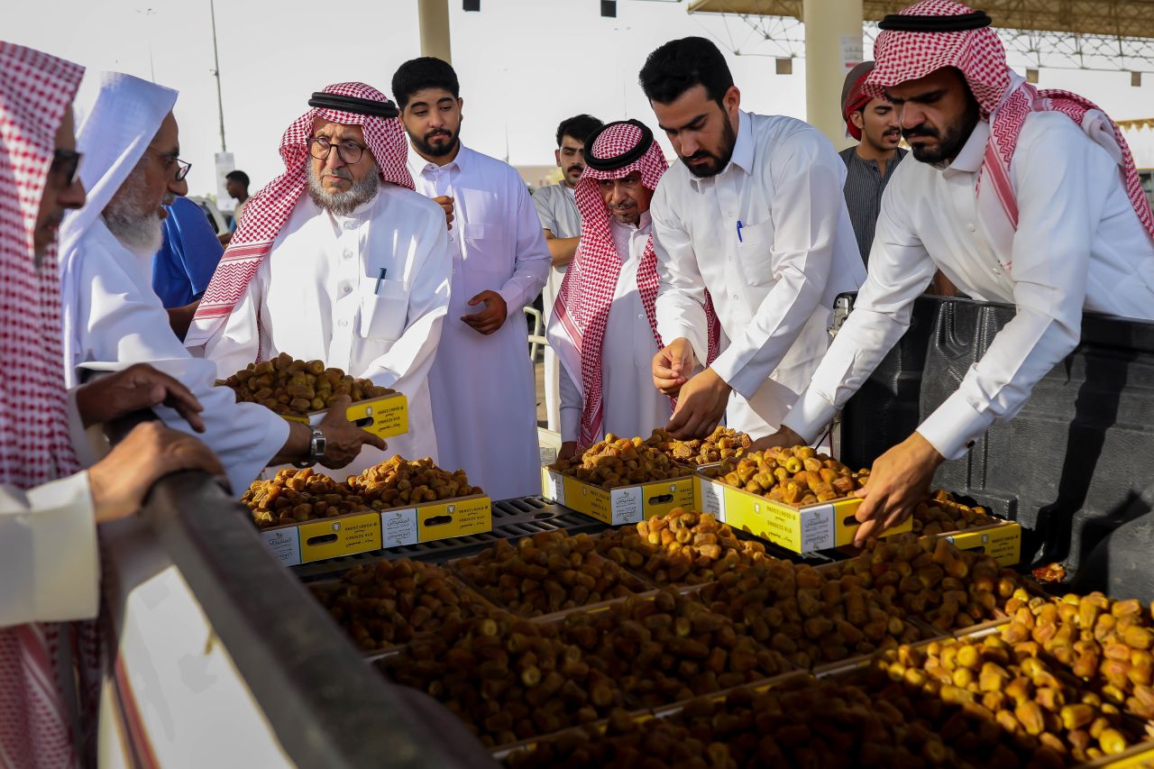 Kadhuru export ge ehvana vidhividhigen 4 vana aharah Saudi in hoadhaifi