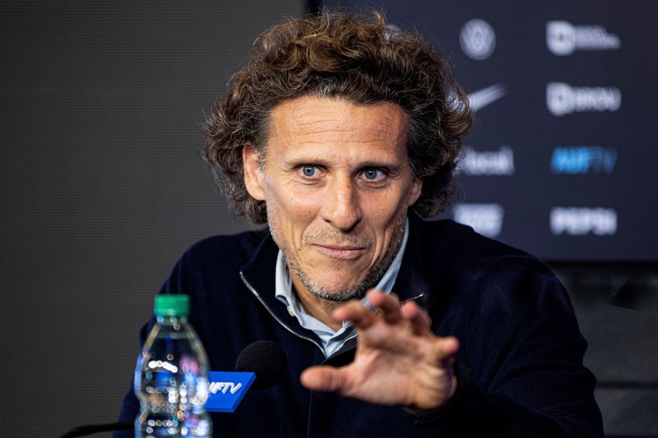 Kehkollinama, Chhetri ah Europe gai hifahattaa levunees: Forlan  