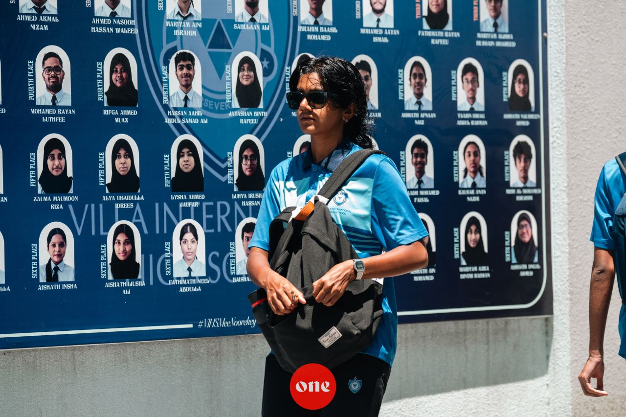 ވަން ފޮޓޯ: މިއަހަރުގެ އޭލެވެލް އިމްތިހާނު ފަށައިގެން ކުރިޔަށް ދަނީ