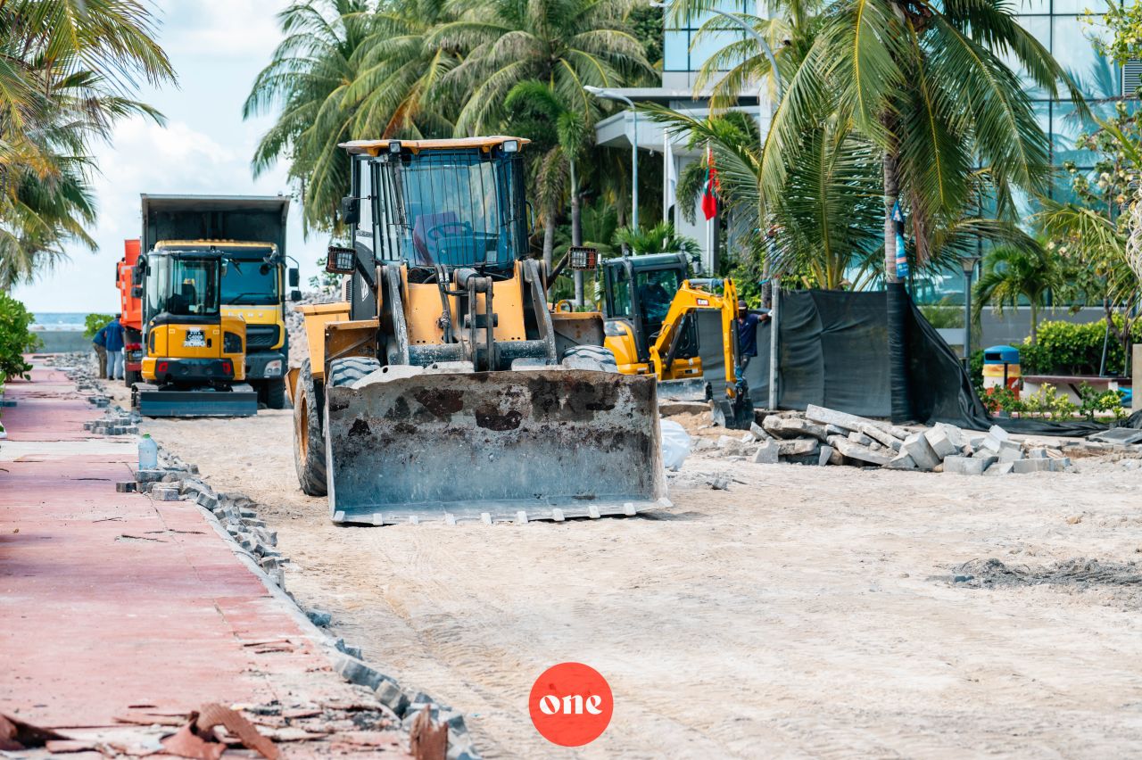 ވަން ފޮޓޯ: ބޮޑުތަކުރުފާނުގެ އައިޖީއެމްއެޗް ސަރަހައްދު ހެދުމުގެ މަސައްކަތް ކުރިއަށްދަނީ