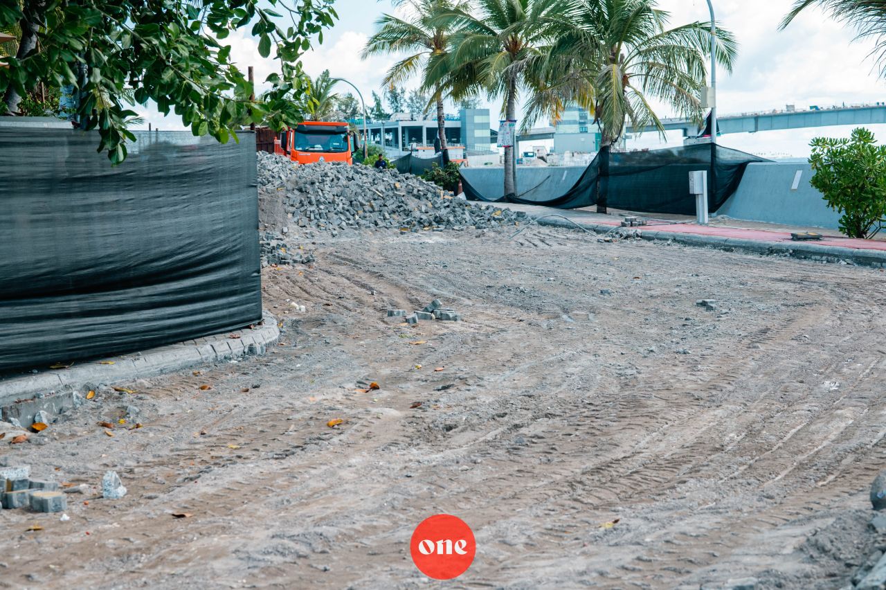 ވަން ފޮޓޯ: ބޮޑުތަކުރުފާނުގެ އައިޖީއެމްއެޗް ސަރަހައްދު ހެދުމުގެ މަސައްކަތް ކުރިއަށްދަނީ