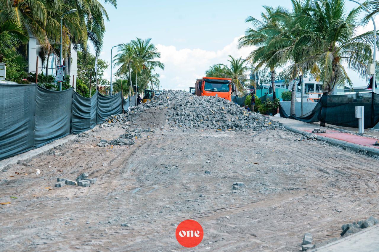 ވަން ފޮޓޯ: ބޮޑުތަކުރުފާނުގެ އައިޖީއެމްއެޗް ސަރަހައްދު ހެދުމުގެ މަސައްކަތް ކުރިއަށްދަނީ