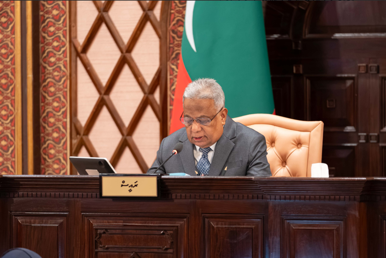 OIC ge corruption aa dhekolhu muaahadhaagai baiverivaana ruhun dheefi
