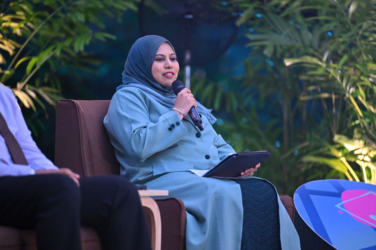 Ihuthiraamu adhaakurumuge gaumee mashroou enmenge shaamiluvumaaeku huttumeh nethi kuriahdhaane: Heena 