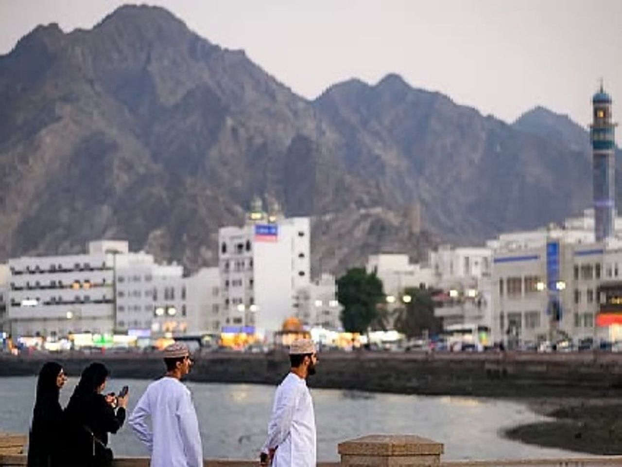 Muscat gai aailaathakaa eku aailaain beyru hushashibai meehun ulhun manaakoffi