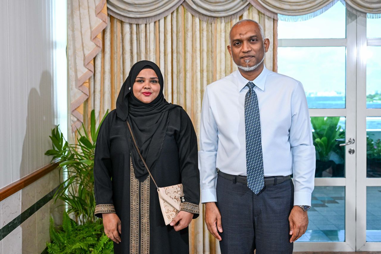 ފޮޓޯ: ރައްޔިތުންގެ އަޑު އެޕިސޯޑު 10 ގައި ރައީސް ބައިވެރިވެވަޑައިގެންނެވުން 