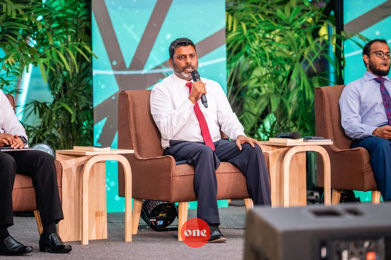 ވަން ފޮޓޯ: 