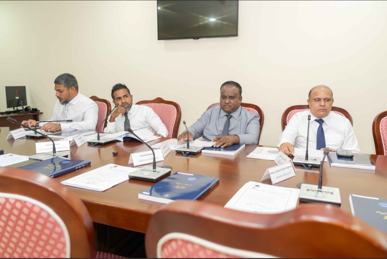 Gavaaidhu badhalukuree adu kanduvaalan kamah vidhaalhuve Ameen walkout koffi