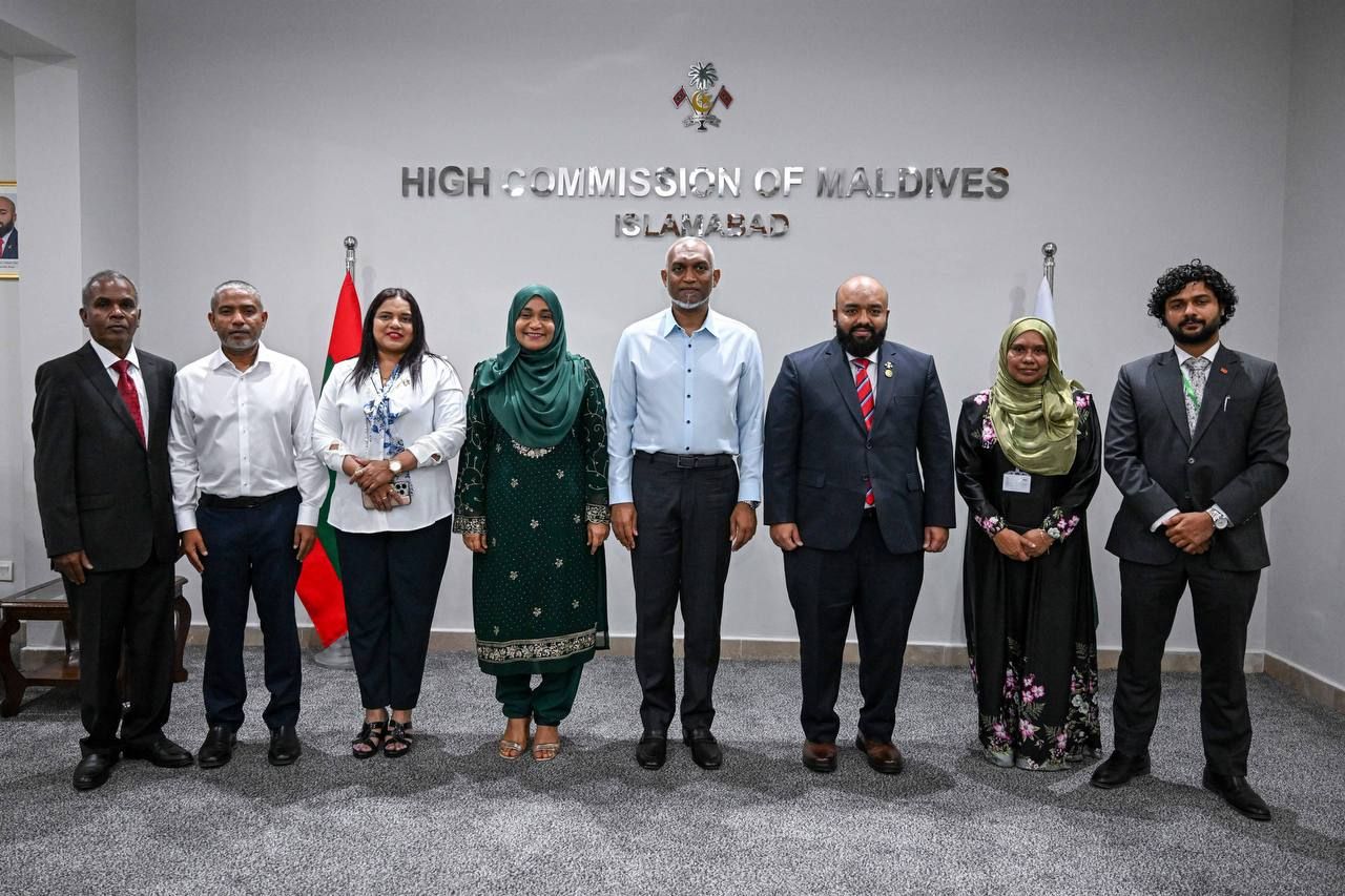 ފޮޓޯ: ޕާކިސްތާނުގައި ހުންނަ ރާއްޖޭގެ ހައިކޮމިޝަނަށް ރައީސް ޒިޔާރަތްކުރެއްވުން 