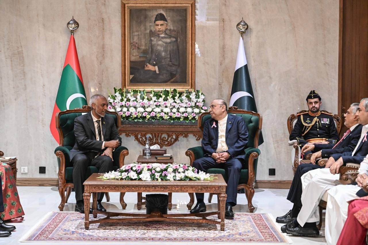 Raees Muizzu, Pakistan ge Raees aa bahdhalu kurahvaifi 