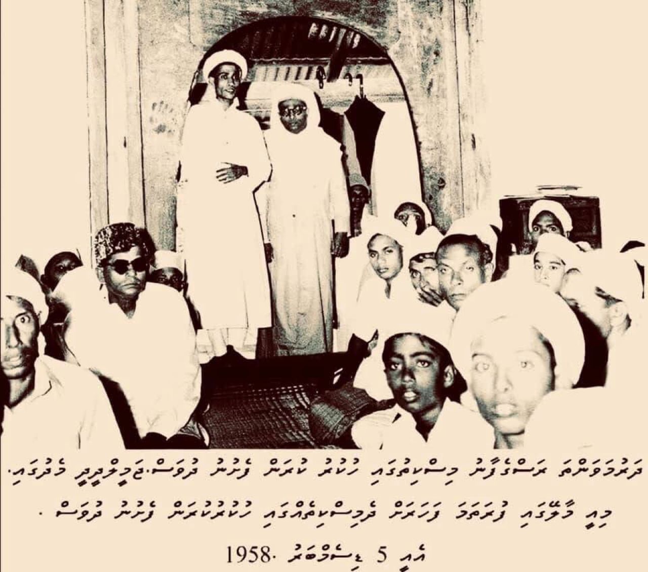 Thaareekhu: Dhivehiraahjjeyge enme khidhunmaiytheri enme bodu edhuru