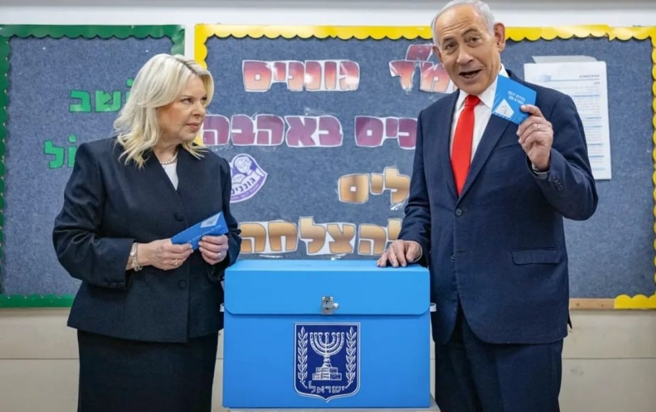 Israel democracy ge andhiri faraathaai Netanyahu ah hulhuvifaivaa dhoru