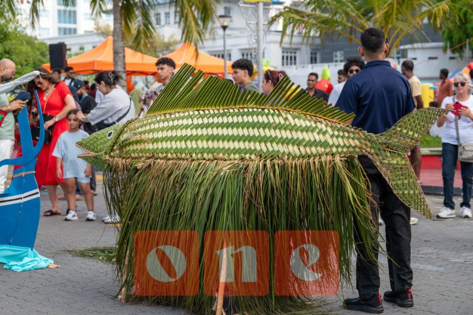 Bodu Eid aa gulhigen ithuru dhuvaheh bandheh nukuraane