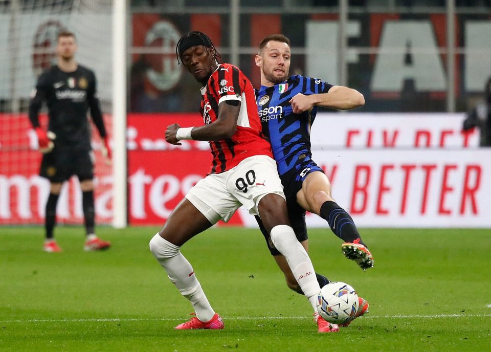 Semi ge furathama leg gai Milan 2 team evvaru 