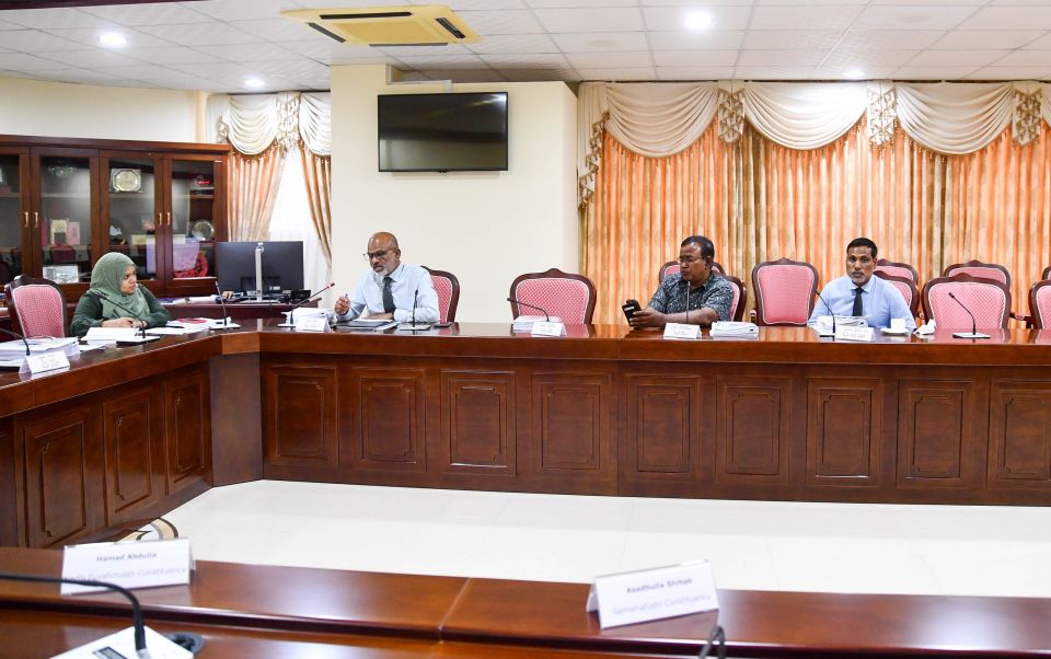 Maldive gas inn dhekki advance faisaa gellunu massala majlis ge samaalu kamah 