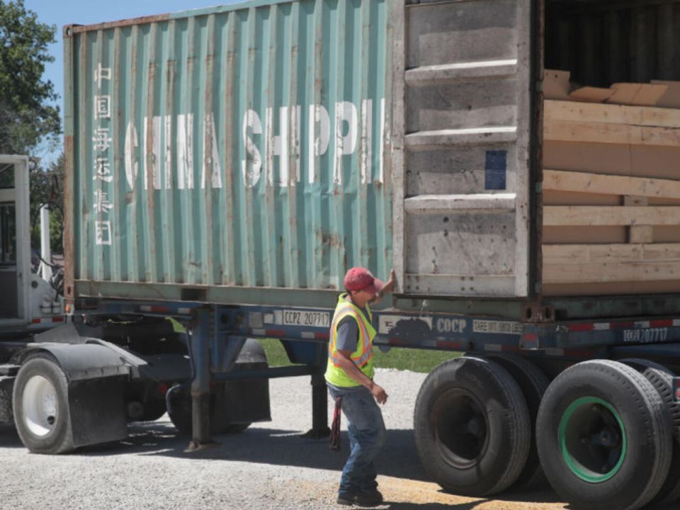 America in China ah etherekuraa mudhalun tariff 84 percent ah bodukohffi