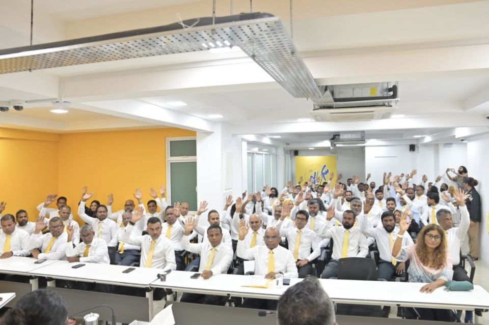 MDP ge aadhayaahilaafu congress august 15 ge kurin baahvan faaskohffi 