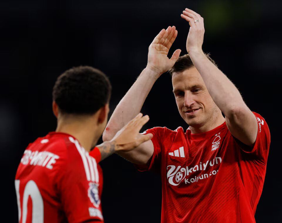Forest in Tottenham balikoffi, Europe ge jaagathakah ithuru foari eh 