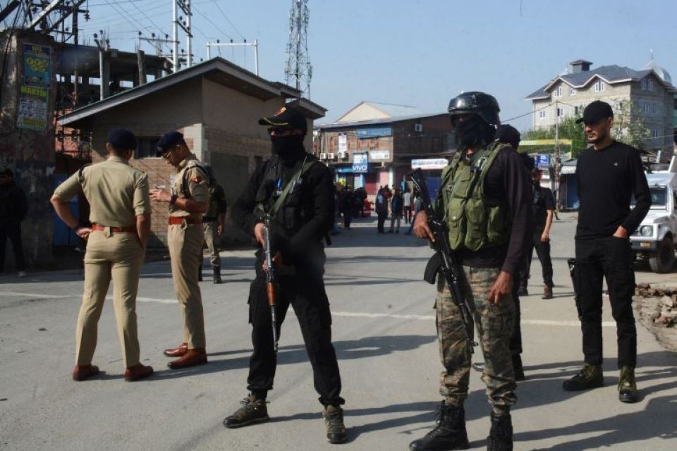 Kashmir sarahahdhugai dhin terrorist hamalaa aa gulhigen Raees thauziyaa vidhaalhuvejje 