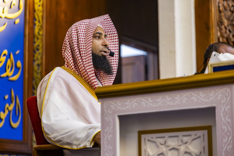 Enme nubai meehakee, e meehehge gaumu haraabu kuraa meehaa: Imaam Salah 