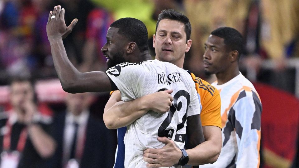 Referee aa dhimaalah ice cube eh elluneethee Rudiger maafah edhijjje 