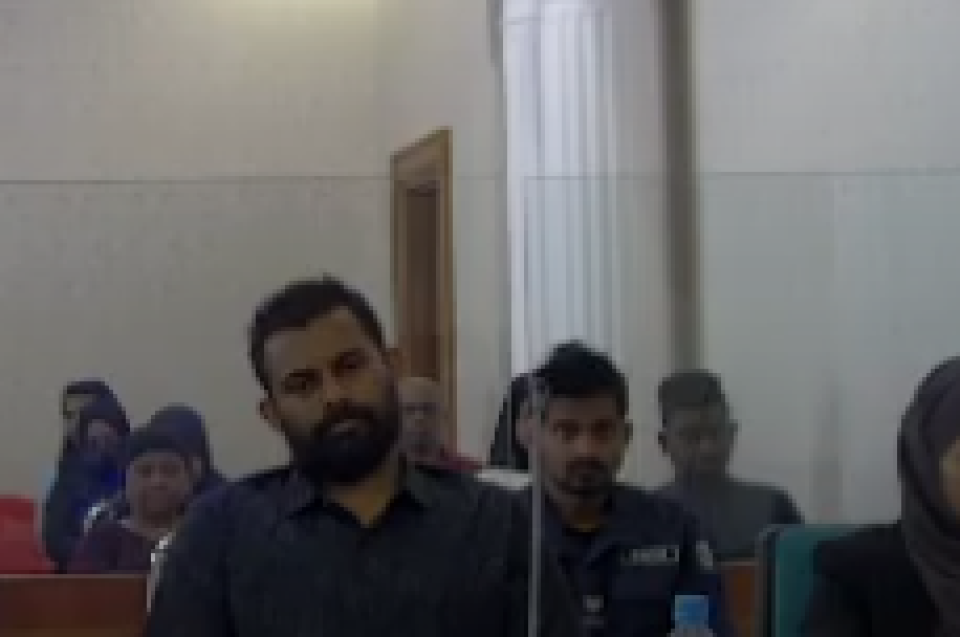 Shamaan shareeai nemndhen bandhu kuri massalahige hukum maadhamaa