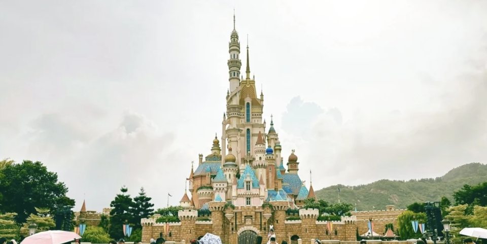 Disney theme park eh Abu Dhabi gai hulhuvanee