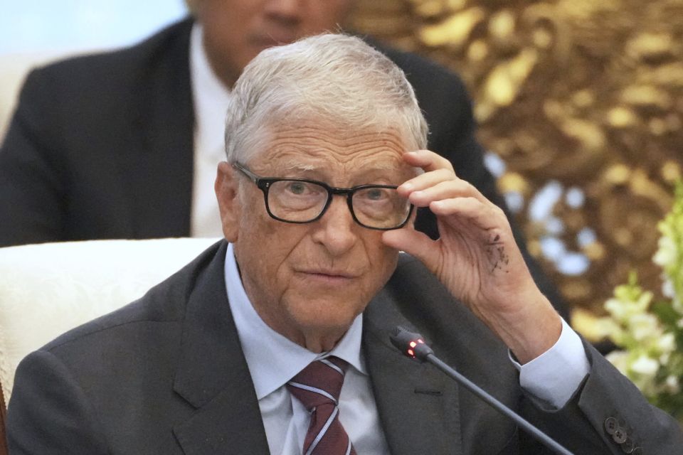 Bill Gates ge milkiyyaathu ekkoh hadhiyaa kuranee