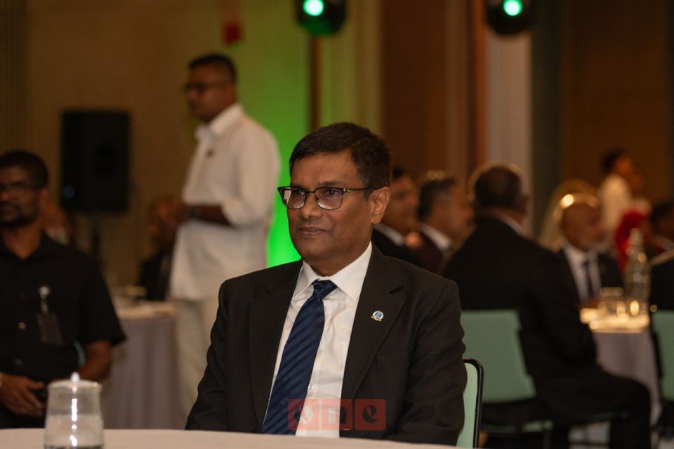 Retire kuraa uhthama fandiyaarah 5 lakka ruffiya aai mahaku 70,000 rufiyage allowance eh dheyn edhijje