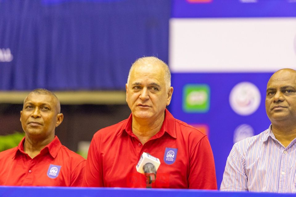 Vaseelaiyy thah neh kamah bune, Iran ge volley coach furaifi 