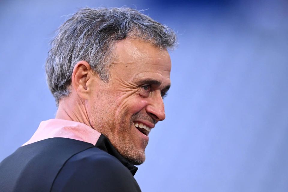 PSG varugadha vanee hiyydhathi thajuribaathakeh koffaivaathee: Enrique 