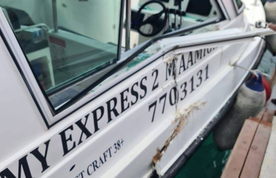 Launch akaai tug eh jehi accident ve, meehakah aniyaavejje