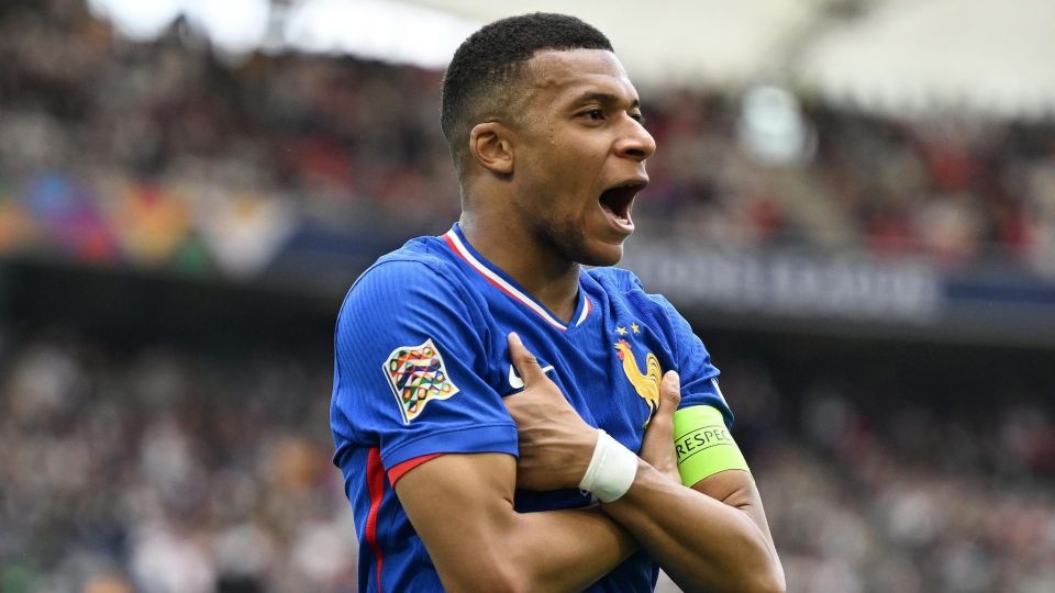 Mbappe ge vidhumaaeku France ah nations league ge 3 vana 