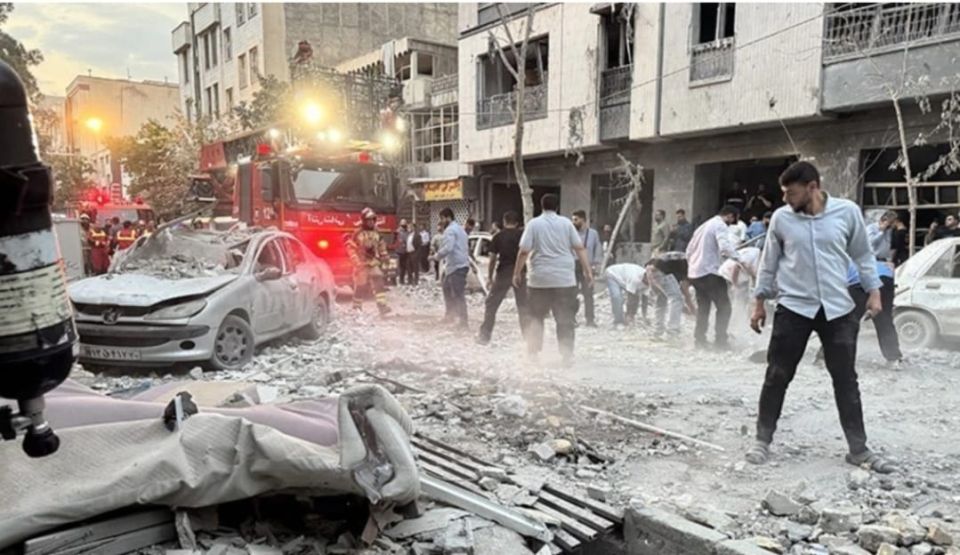 Nuclear mashvaraa thakakee America in Iran ah dhin lotti eh tha?
