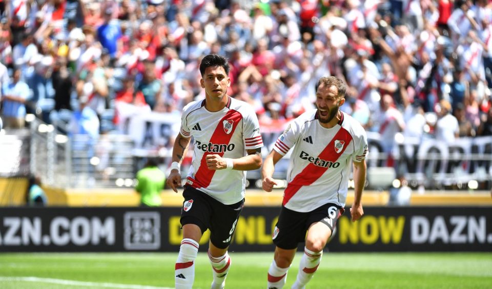 River Plate feshee molhakun, Aneh match ge feshun lasvee vissaara vegen 