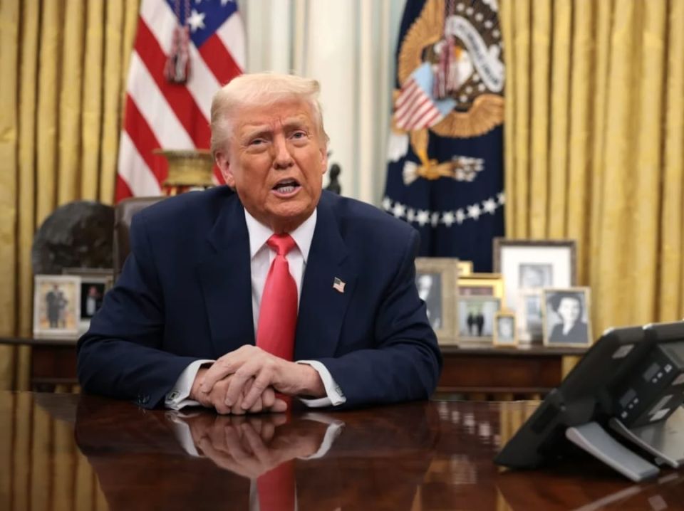 Hanguraamaige 4 vana dhuvas: Trump ''aharemen''ney e vidhaalhuvanee kon bayakah? 