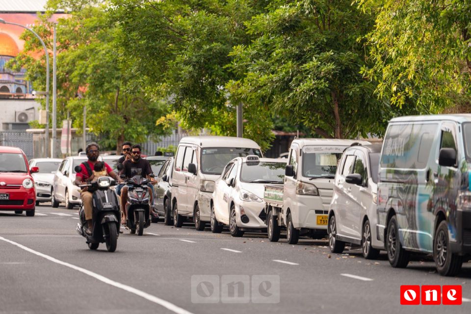 Kureege ulhandhuge badhalugai aa ulhandheh registary kohdhey gothah hadhaifi