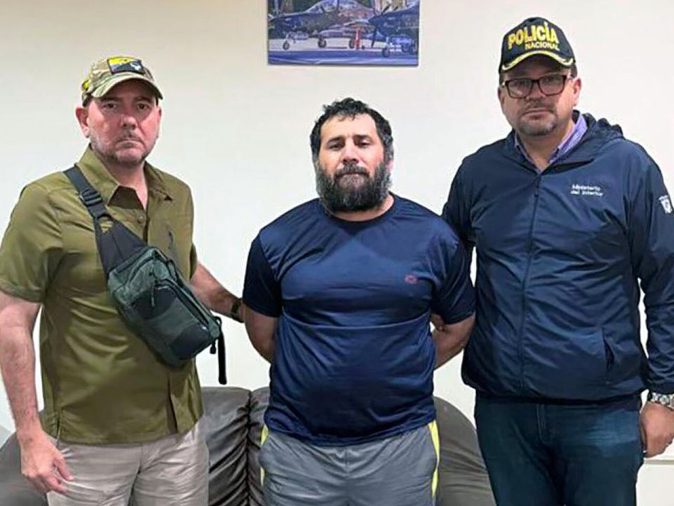 Ecuador ge enme nurahkkaatheri kuhvveriyaa hayyarukohffi 