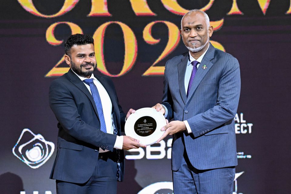 Raajje-Singapore business forum gai Raees baiverivevdaigenfi 