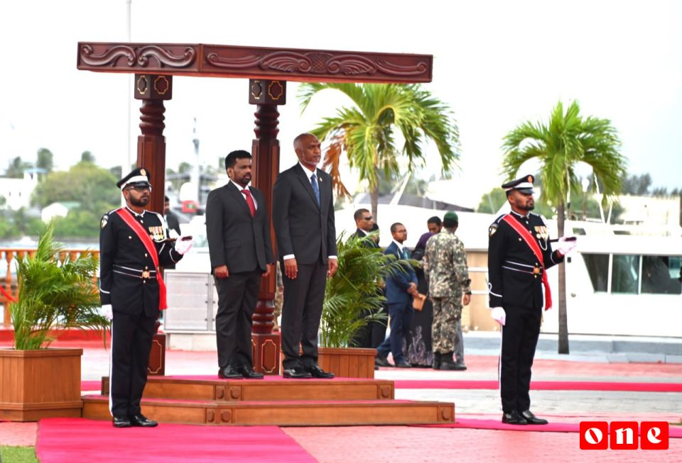 Lanka ge Raees Dissanayake ah rasmee gothun maruhabaa dhannavaifi 