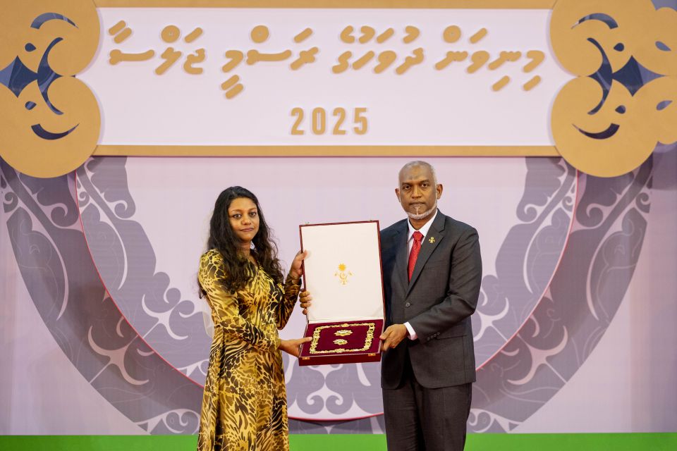 Sobir avahaara vumun Raees thauziyaa vidhaalhuvejje