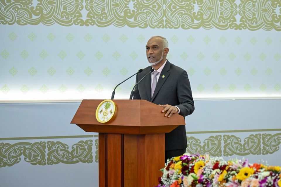 Raajje ah ujaalaa kurimageh hoadhaidhinumuge baaru othee teacher innah: Raees