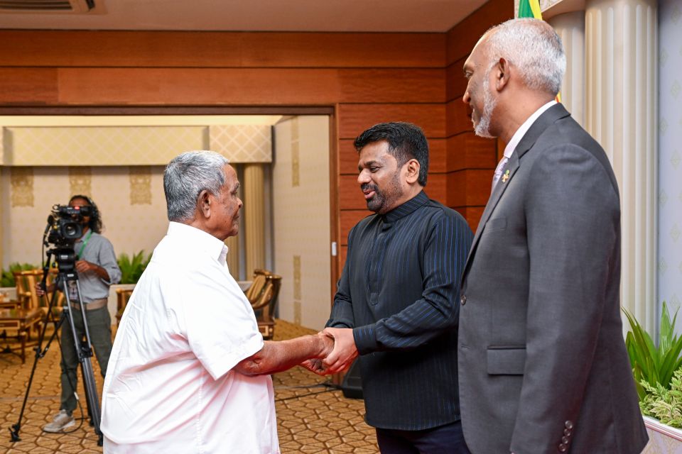 Lanka gai invest kuran dhivehi viyafaari thakah Dissanayake ge dhauvathu