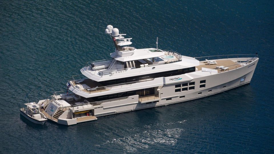 Yacht eh farakah erumun libunu geilunthakah 4 million rufiyaa ge joorimanaa eh 