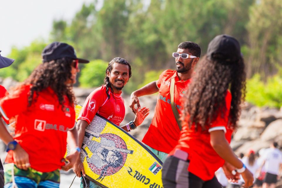 Smiley aai Hoodh ves kuriyah, Junior athlete inge natheejaa ves rangalhu 