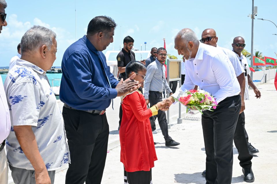 President departs on a three-day trip to North Ari Atoll